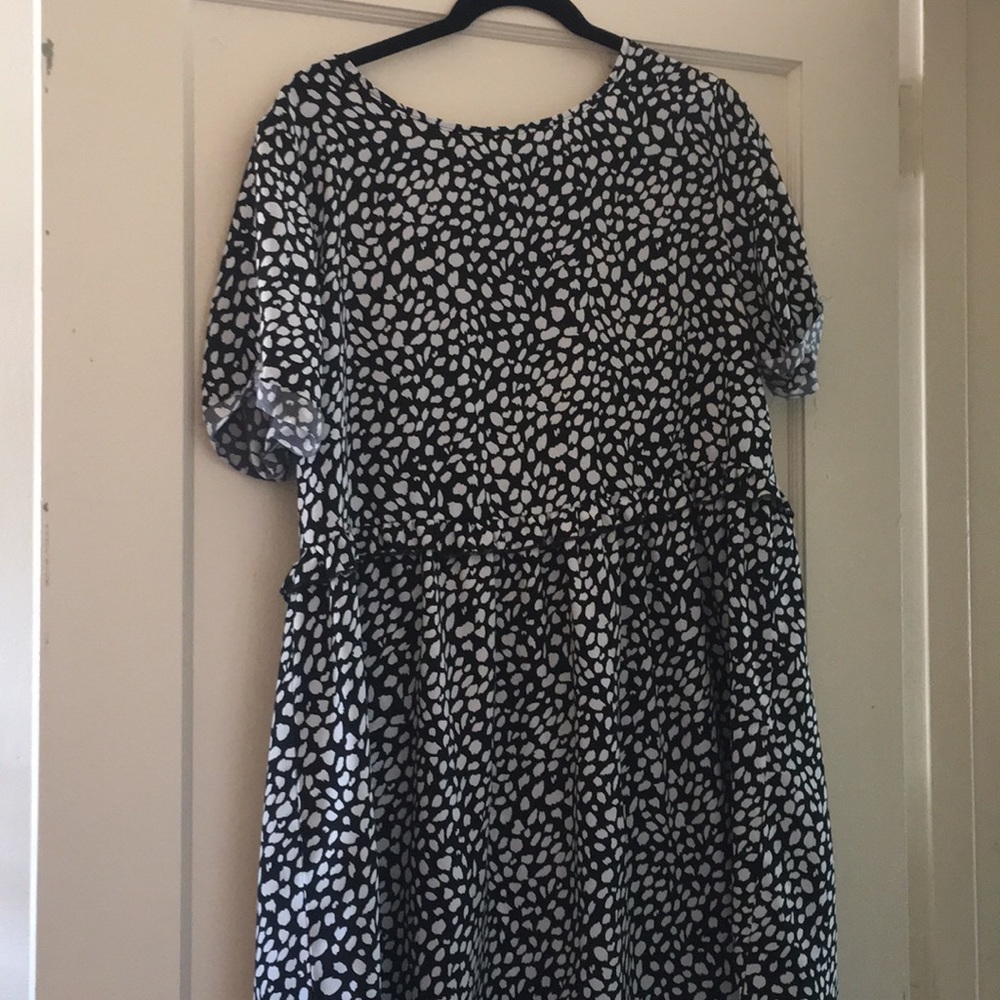 Pattern dress